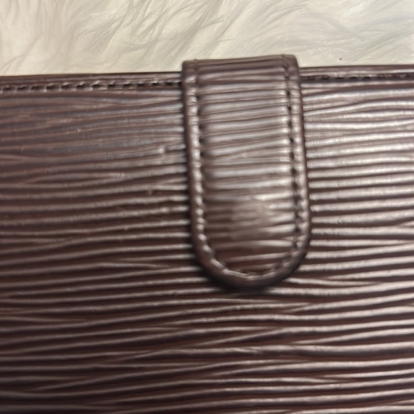 Authentic Louis Vuitton Vernis brown wallet - Picture 3 of 16